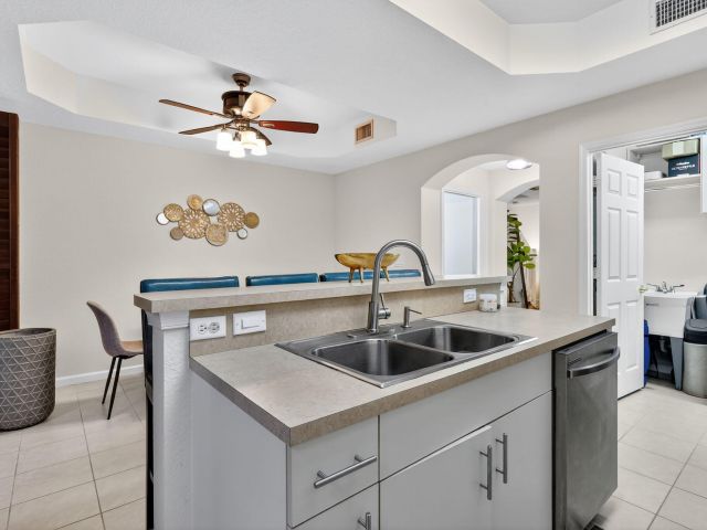 Home for rent at 2931 Hope Valley Street 405 - photo 6592223