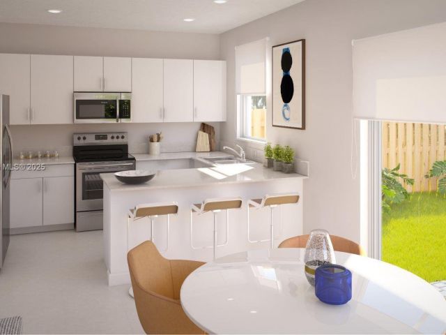 3-bedroom home for rent in Miami - 12178 NW 24th Place - MondialRealty