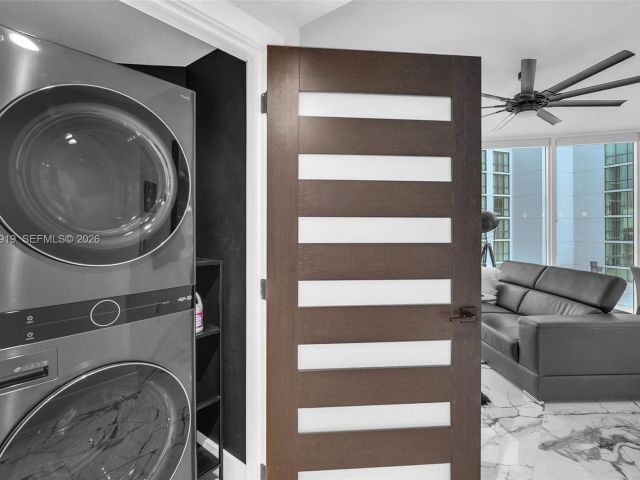 Apartment for sale  Unit #1207 - photo 6560377