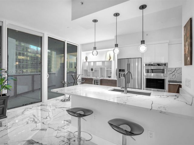 Apartment for sale  Unit #1207 - photo 6560394