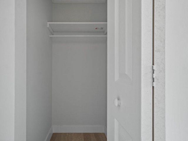 Home for rent at 137 SW 9th Avenue - photo 6595411