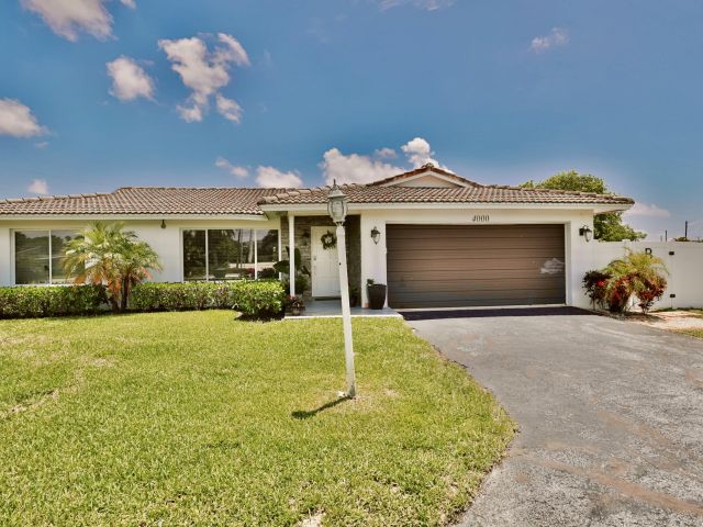 Home for rent at 4000 NW 3rd Avenue - photo 6894971