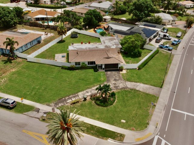 Home for rent at 4000 NW 3rd Avenue - photo 6894972