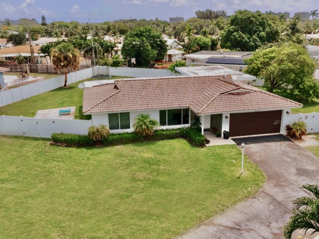 Home for rent at 4000 NW 3rd Avenue - photo 6894973