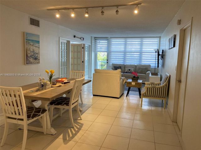 Apartment for rent  Unit #419 - photo 7434496