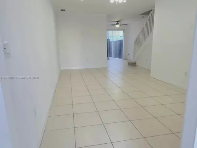 4-bedroom home for rent in Doral - 5570 NW 107th Ave 902 - MondialRealty