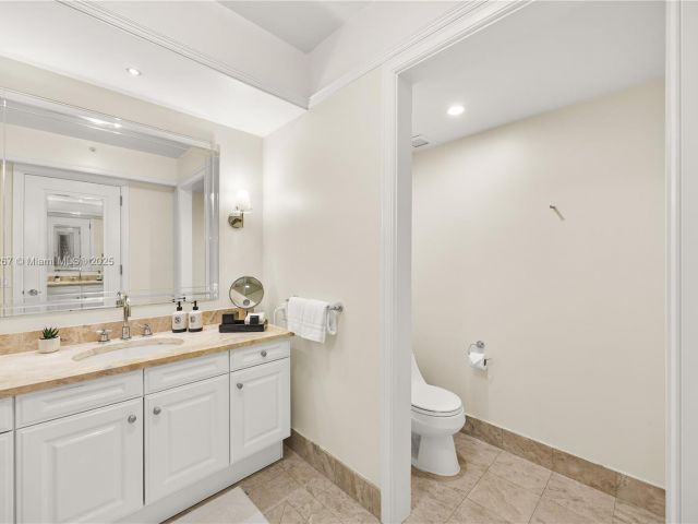 Apartment for sale  Unit #3203 - photo 7293750