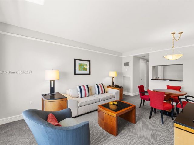 Apartment for sale  Unit #3203 - photo 7293759