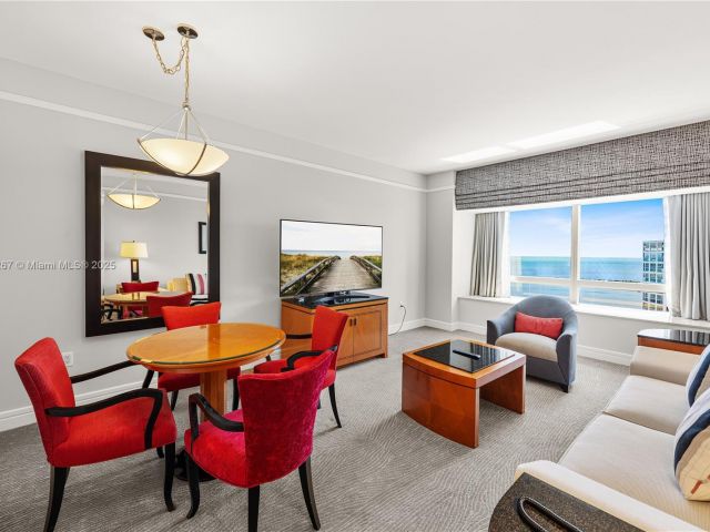 Apartment for sale  Unit #3203 - photo 7293761