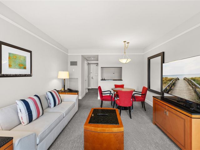 Apartment for sale  Unit #3203 - photo 7293765