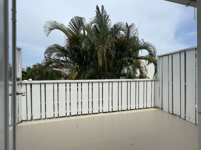 Home for rent at 145 NE 7th Avenue - photo 6595278