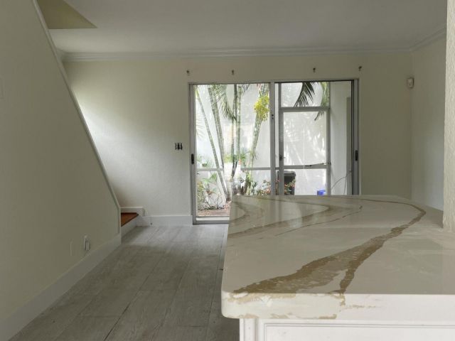 Home for rent at 145 NE 7th Avenue - photo 6595285