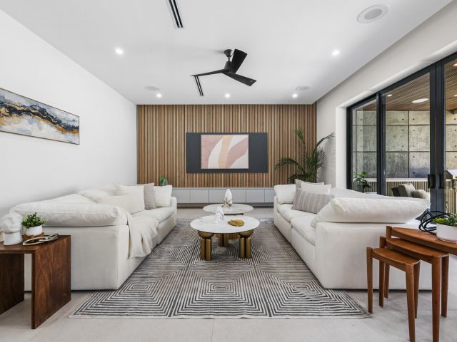 Home for sale at 1013 SE 9 Street - photo 6563991