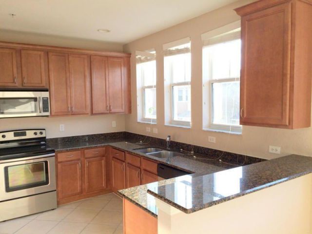 Home for rent at 590 Amador Lane 4 - photo 6592553