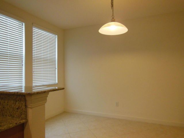 Home for rent at 590 Amador Lane 4 - photo 6592554