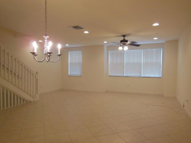 Home for rent at 590 Amador Lane 4 - photo 6592556