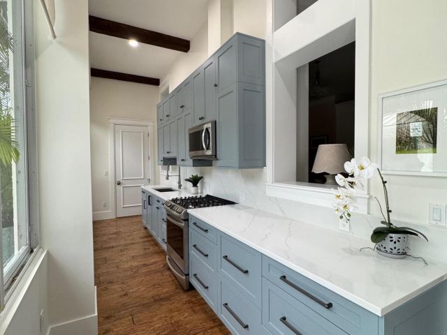 Home for sale at 10196 Avenida Del Rio - photo 6595157