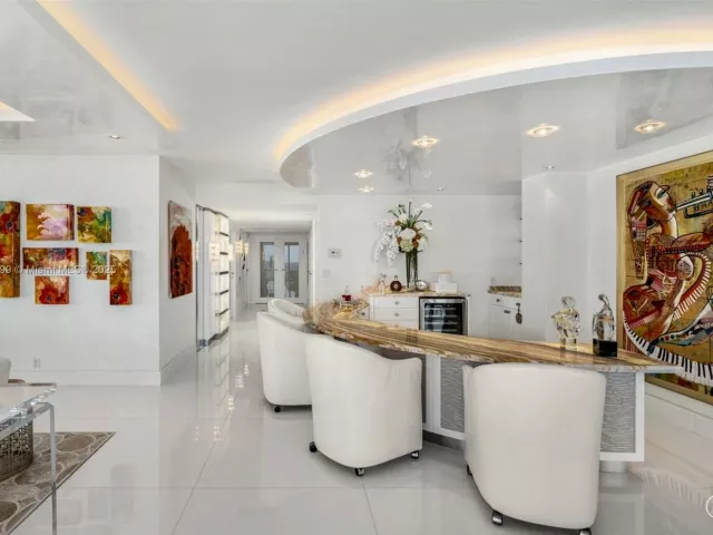 Apartment for sale  Unit #1401 - photo 6566612