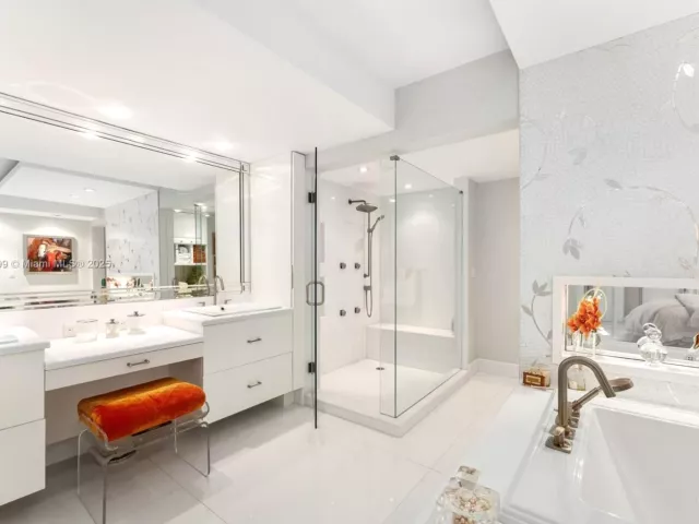 Apartment for sale  Unit #1401 - photo 6566603