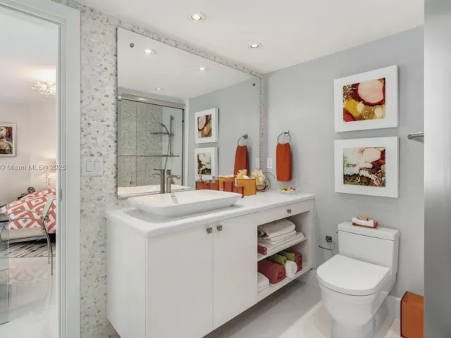 Apartment for sale  Unit #1401 - photo 6566600