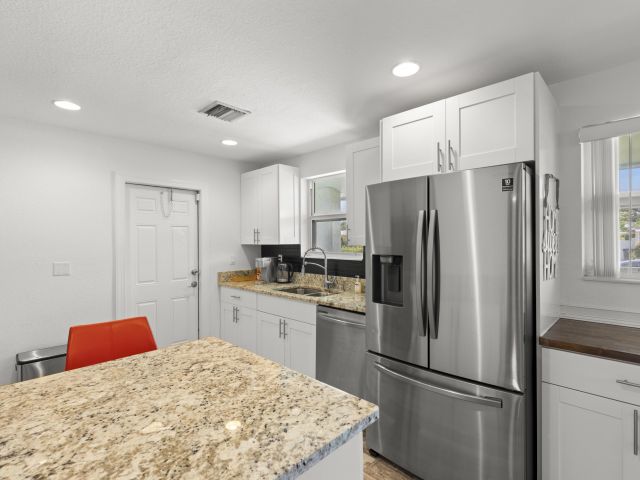 Home for sale at 944 Hansen Street - photo 6592004