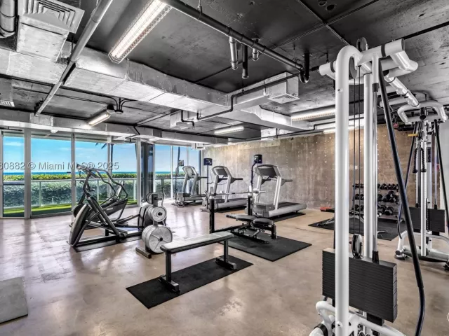 2-bedroom condo for sale in Sunny Isles Beach - 16485 Collins Ave PH35C - MondialRealty