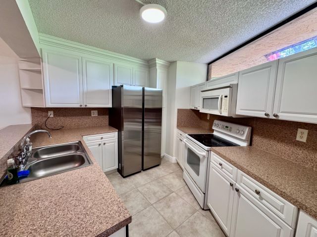 Home for rent at 8189 Severn Drive D - photo 6593279