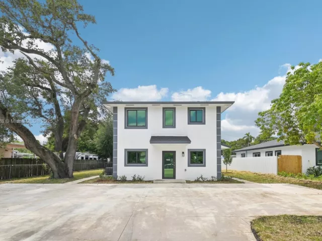 3-bedroom home for rent in Miami - 10344 NW 29th Ave 10344 - MondialRealty