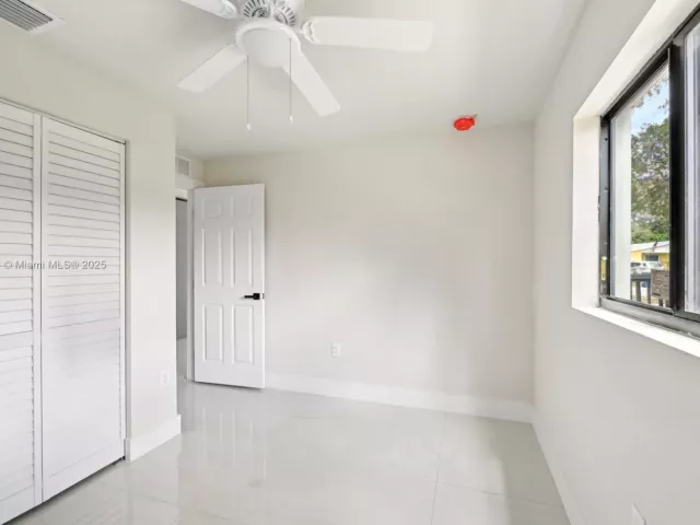 3-bedroom home for rent in Miami - 10344 NW 29th Ave 10344 - MondialRealty