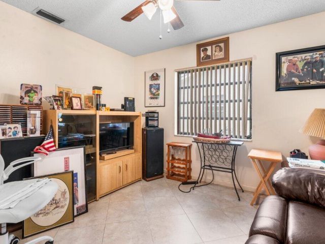 Home for sale at 10633 Greenbriar Court - photo 6593571