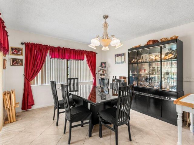 Home for sale at 10633 Greenbriar Court - photo 6593578