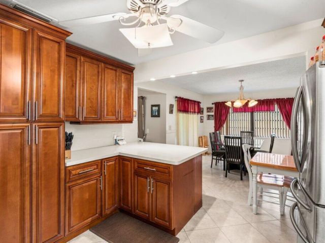 Home for sale at 10633 Greenbriar Court - photo 6593580