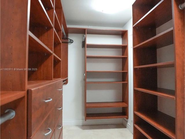 Apartment for rent  Unit #503 - photo 6608676