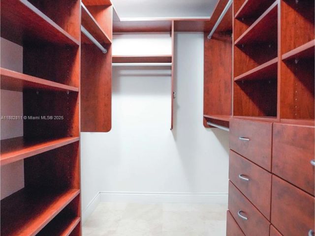 Apartment for rent  Unit #503 - photo 6608677