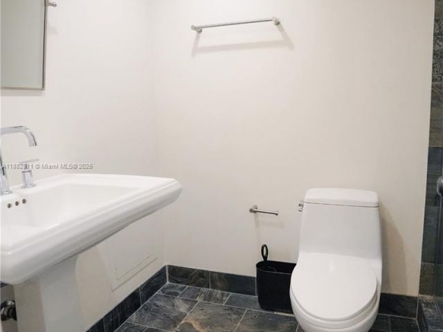 Apartment for rent  Unit #503 - photo 6608680