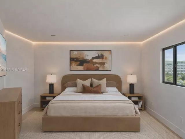 2-bedroom condo for sale in Miami Beach - 650 West Ave 704 - MondialRealty