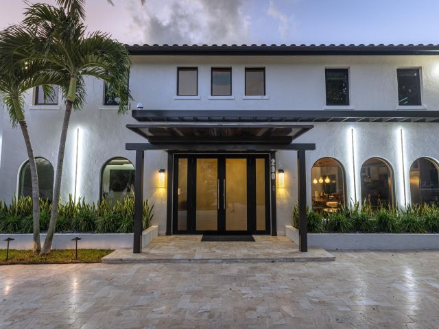 Home for sale at 290 NW 6th Street - photo 6593690