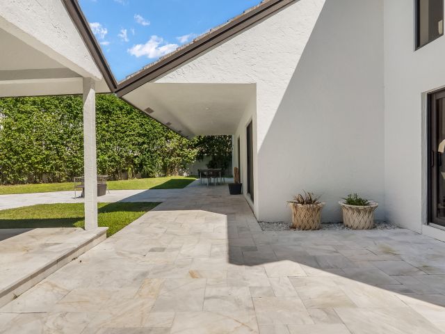 Home for sale at 501 Sandpiper Way - photo 6593911