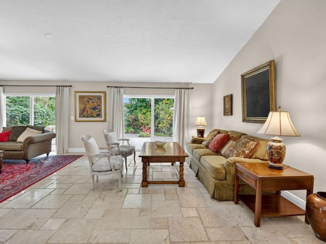 Home for sale at 523 Canoe Point - photo 6656858