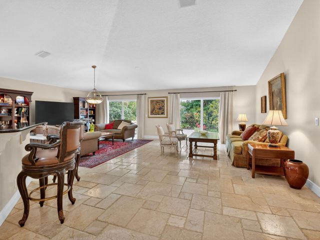 Home for sale at 523 Canoe Point - photo 6656859