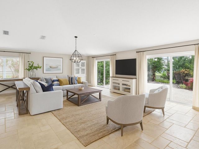 Home for sale at 523 Canoe Point - photo 6656860