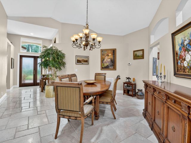 Home for sale at 523 Canoe Point - photo 6656862