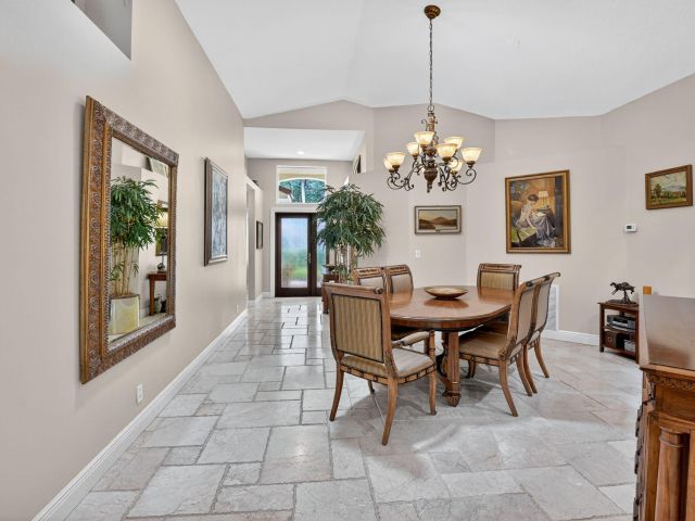 Home for sale at 523 Canoe Point - photo 6656866