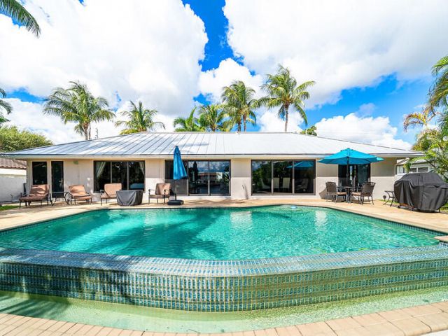 Home for sale at 3026 NE 6th Drive - photo 6592900