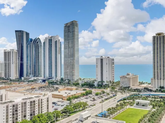 2-bedroom condo for sale in Sunny Isles Beach - 330 Sunny Isles Blvd 5-2205 - MondialRealty