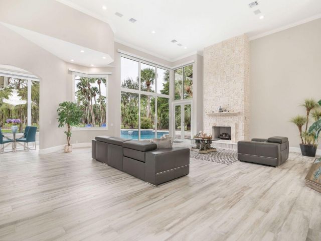 Home for sale at 1543 Breakers West Boulevard - photo 6592486