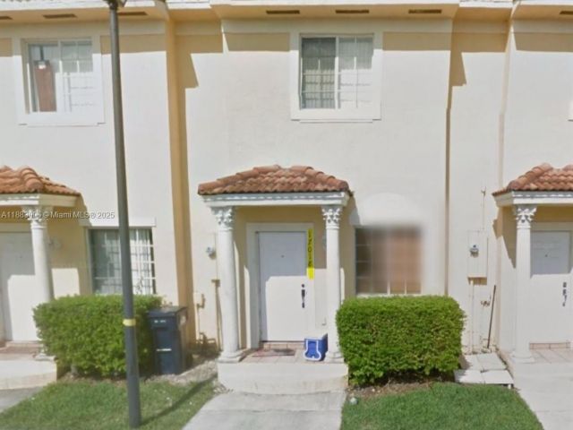 Home for rent at 17018 SW 138th Ct 0 - photo 7466312