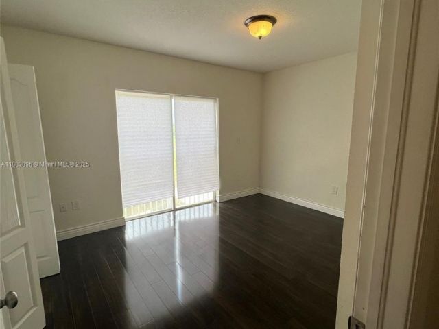 Home for rent at 17018 SW 138th Ct 0 - photo 7466321