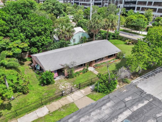 Home for sale at 401 42nd Street - photo 6603845