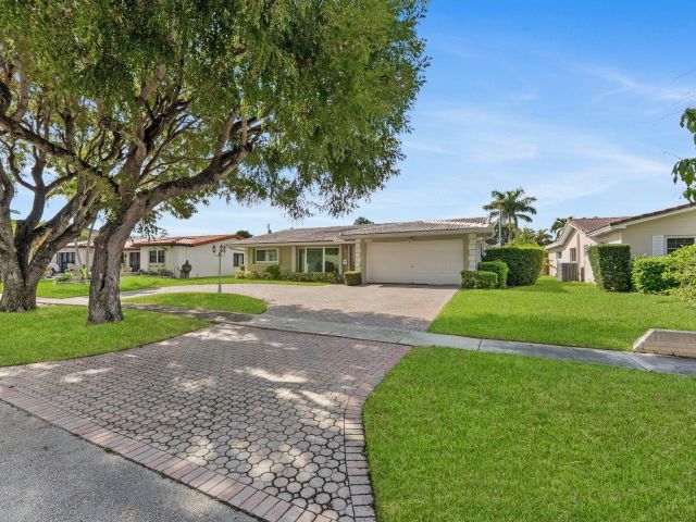 Home for sale at 1238 Funston Street - photo 6594412